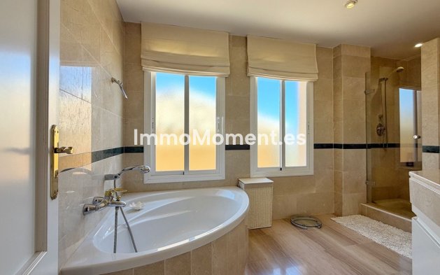 Wiederverkauf - Wohnung - Marbella - Elviria