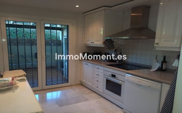 Wiederverkauf - Reihenhaus - Marbella - Guadalmina Baja