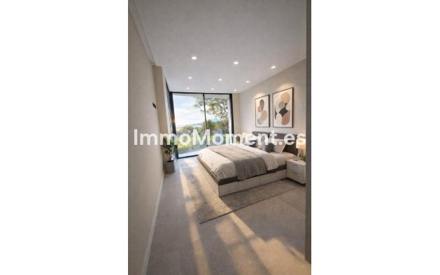 Wiederverkauf - Freistehende Villa - Marbella - Nueva Andalucía
