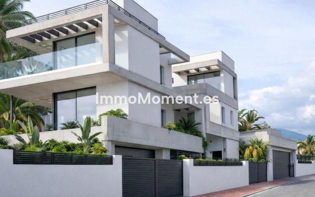 Wiederverkauf - Freistehende Villa - Marbella - Nueva Andalucía