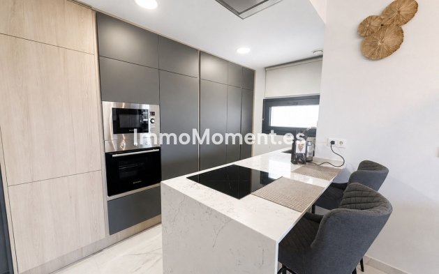 Resale - Apartment - Orihuela - Orihuela Costa