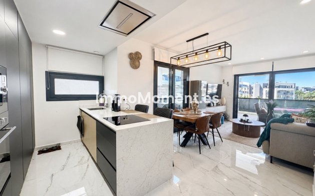 Resale - Apartment - Orihuela - Orihuela Costa