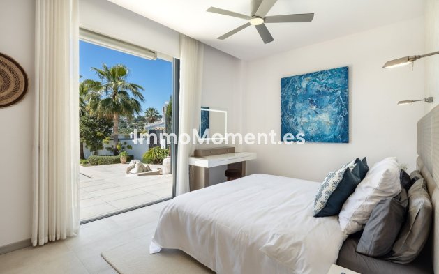 Wiederverkauf - Freistehende Villa - Marbella - Nueva Andalucía