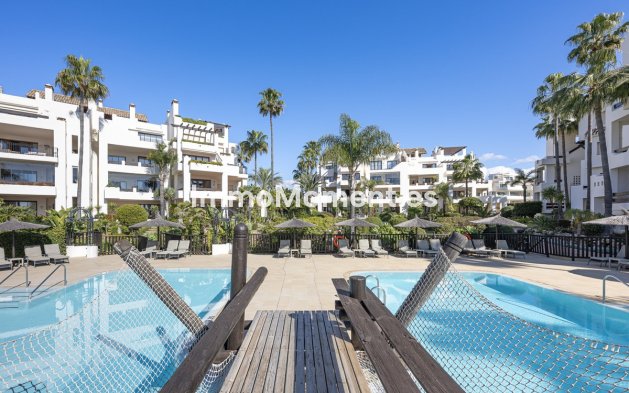 Resale - Apartment - Estepona - Estepona Centro