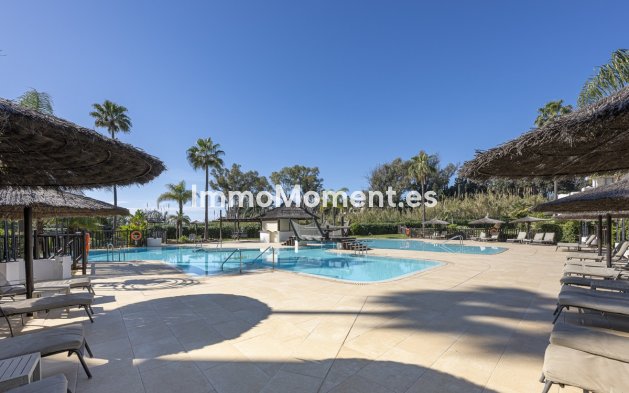 Resale - Apartment - Estepona - Estepona Centro