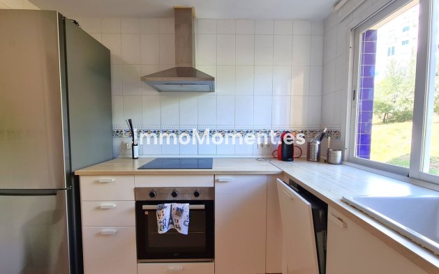 Wiederverkauf - Wohnung - Estepona  - Estepona Centro