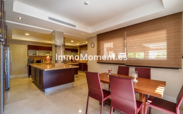 Reventa - Villa independiente - Marbella - Marbella Centro