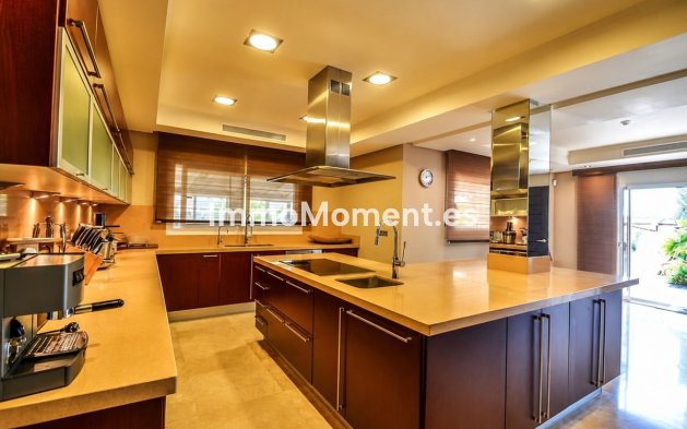 Reventa - Villa independiente - Marbella - Marbella Centro