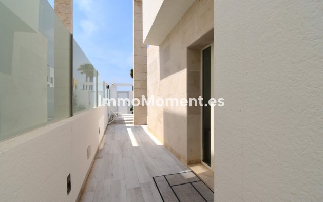 Resale - Detached villa - Orihuela - Cabo roig - La Zenia