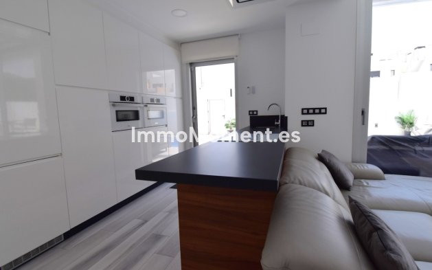 Resale - Detached villa - Orihuela - Cabo roig - La Zenia