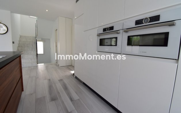 Resale - Detached villa - Orihuela - Cabo roig - La Zenia