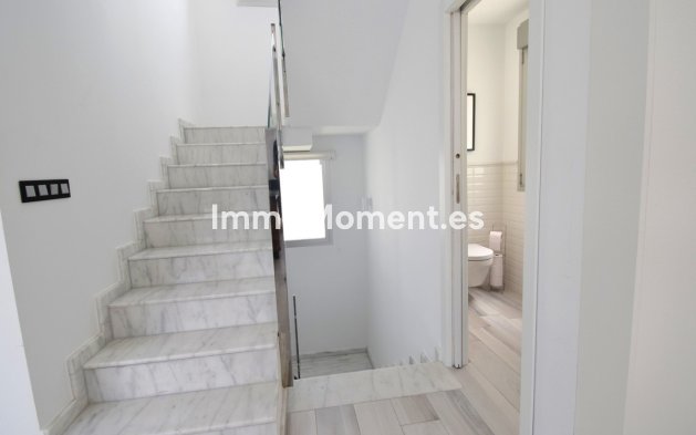 Resale - Detached villa - Orihuela - Cabo roig - La Zenia