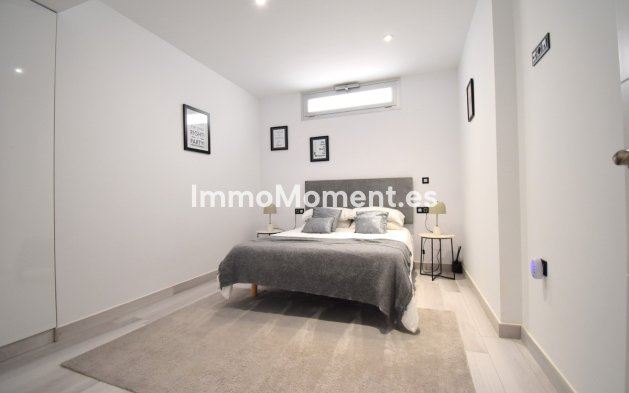 Resale - Detached villa - Orihuela - Cabo roig - La Zenia