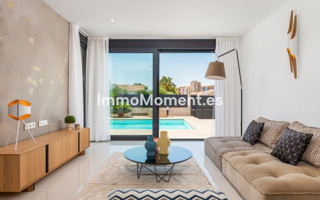 New Build - Detached villa - Playa Paraiso