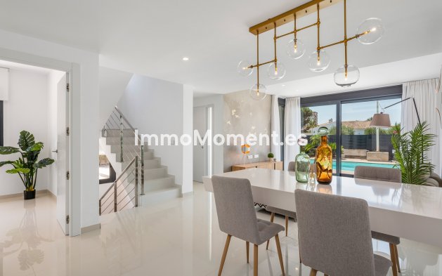 New Build - Detached villa - Playa Paraiso