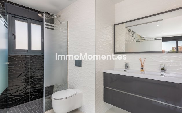 New Build - Detached villa - Playa Paraiso