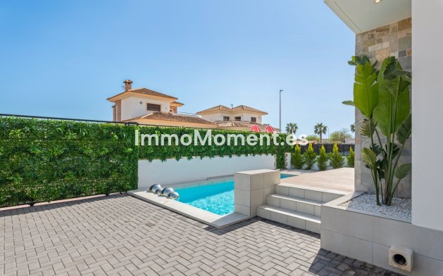 New Build - Detached villa - Los Alcázares