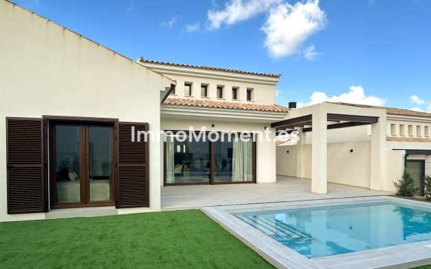 Obra nueva - Villa independiente - La Finca Golf
