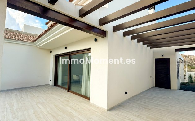Obra nueva - Villa independiente - La Finca Golf