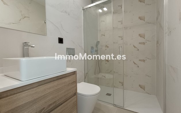 Obra nueva - Villa independiente - Benijofar