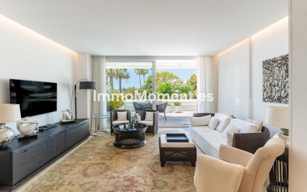 Resale - Apartment - Estepona - Estepona Centro