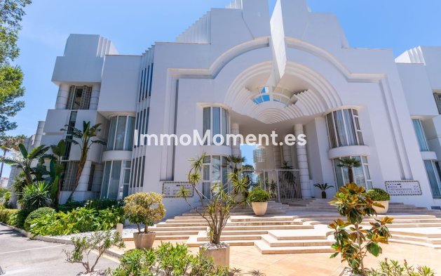 Resale - Apartment - Estepona - Estepona Centro