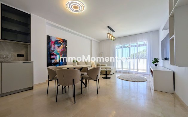 Resale - Apartment - Estepona - New Golden Mile