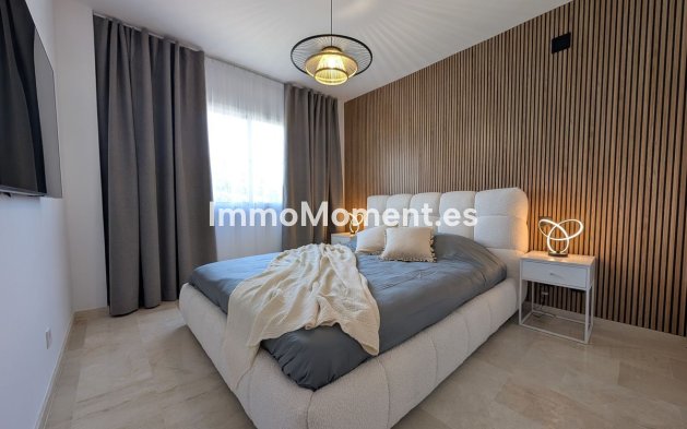 Resale - Apartment - Estepona - New Golden Mile