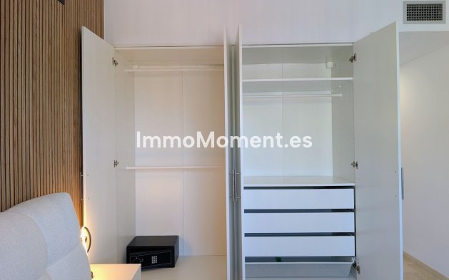 Resale - Apartment - Estepona - New Golden Mile