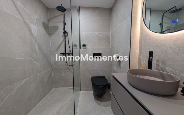 Resale - Apartment - Estepona - New Golden Mile