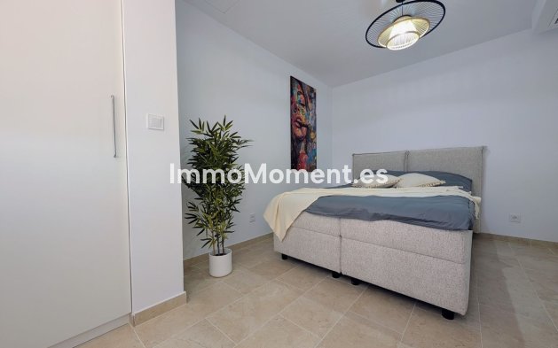 Resale - Apartment - Estepona - New Golden Mile