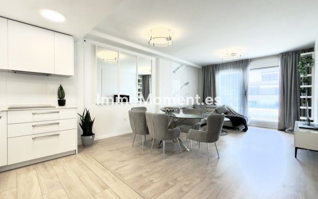 Revente - Appartement - Marbella - Nueva Andalucía