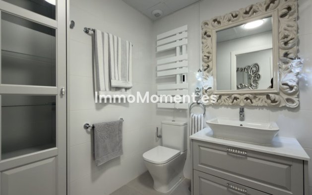 Revente - Appartement - Marbella - Nueva Andalucía