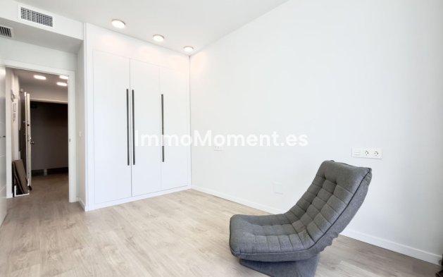 Revente - Appartement - Marbella - Nueva Andalucía