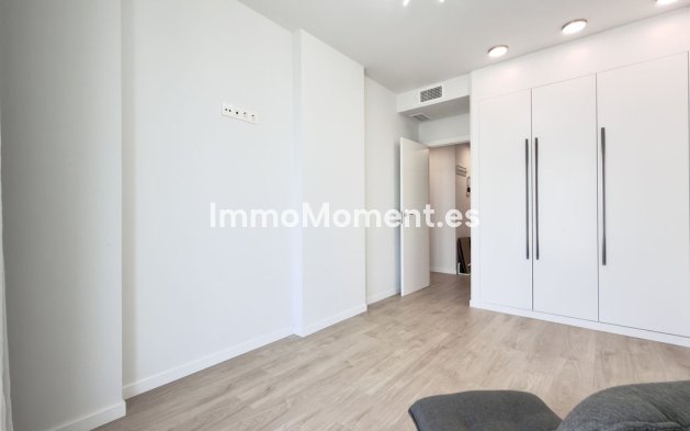 Revente - Appartement - Marbella - Nueva Andalucía