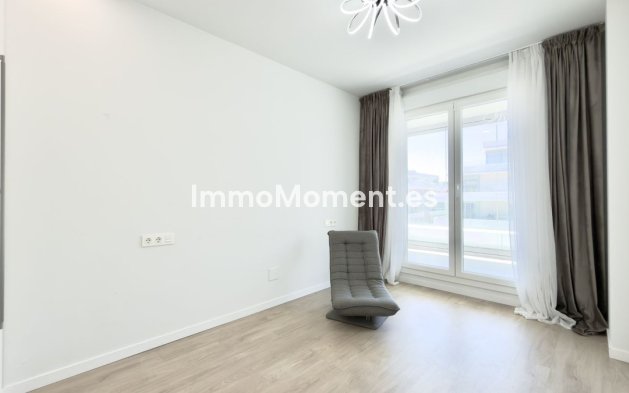 Revente - Appartement - Marbella - Nueva Andalucía