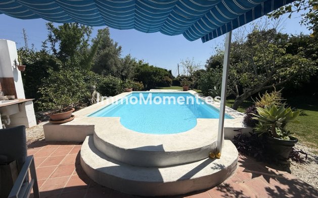 Resale - Country house - Estepona - Estepona Centro