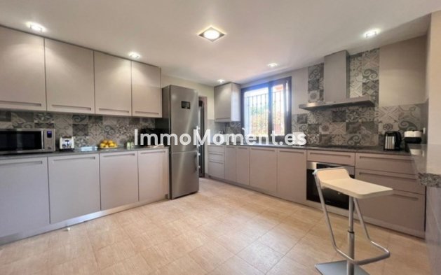 Wiederverkauf - Freistehende Villa - Marbella - Guadalmina Alta