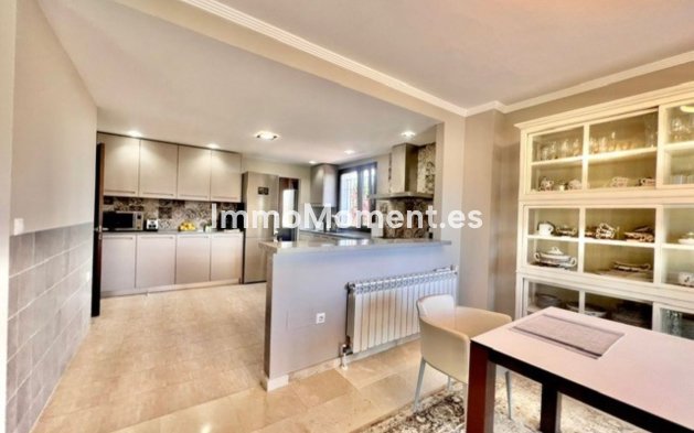 Wiederverkauf - Freistehende Villa - Marbella - Guadalmina Alta