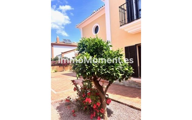 Wiederverkauf - Freistehende Villa - Marbella - Guadalmina Alta