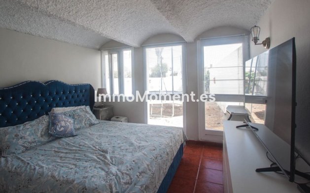 Revente - Maison mitoyenne - Estepona  - Estepona Centro