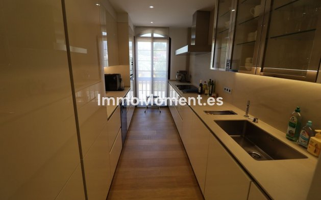 Wiederverkauf - Wohnung - Marbella - San Pedro de Alcántara