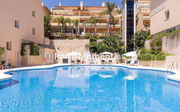 Revente - Appartement - Marbella - Nueva Andalucía