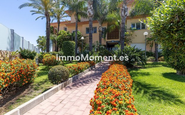 Revente - Appartement - Marbella - Nueva Andalucía