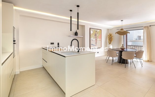 Resale - Apartment - Marbella - Marbella Centro