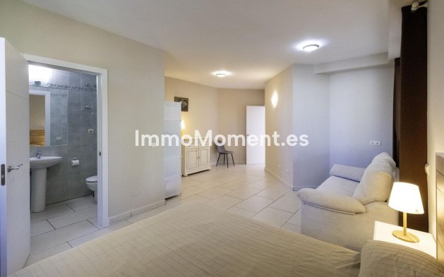 Reventa - Villa independiente - Marbella - Marbella Centro