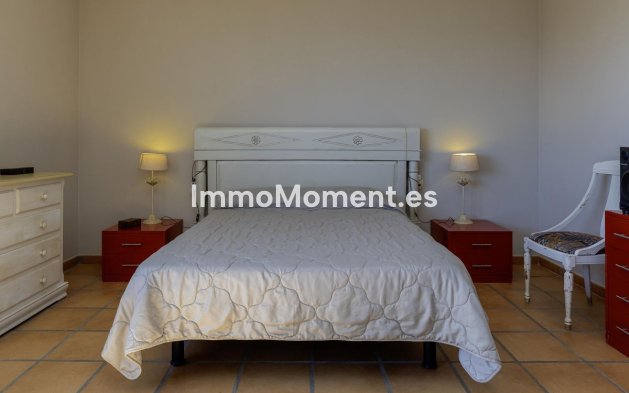 Reventa - Villa independiente - Marbella - Marbella Centro
