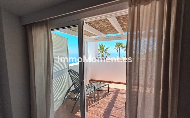 Resale - Detached villa - Estepona - Estepona Centro