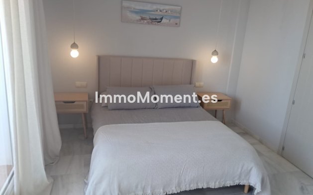 Resale - Detached villa - Estepona - Estepona Centro