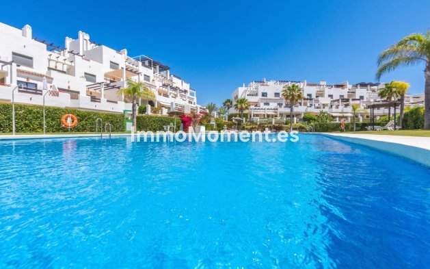 Resale - Apartment - Estepona - Estepona Centro